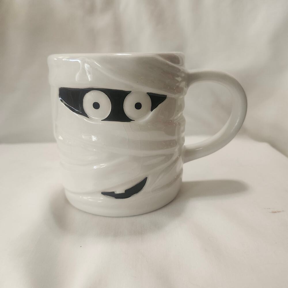 Friendly Mummy Mug White 4.5 x 4 EUC Global Design SHMa